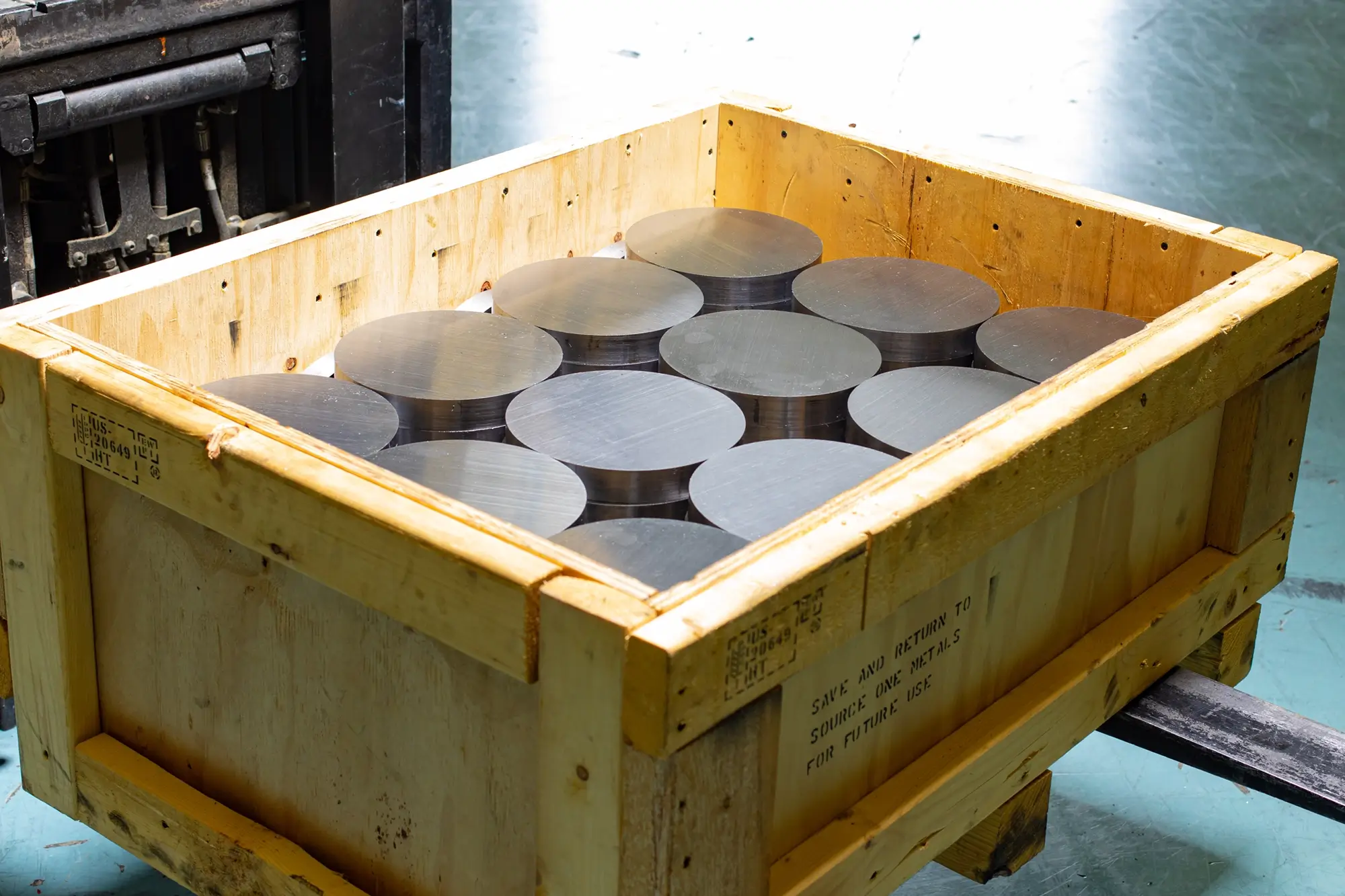 Metal forms in wood packaging for shipping